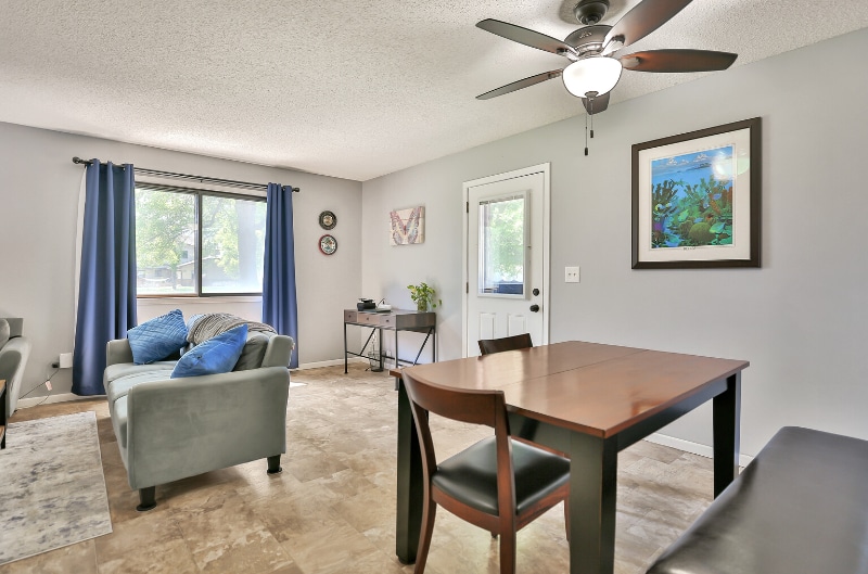 Building Photo - 1271 Greenbriar Ct