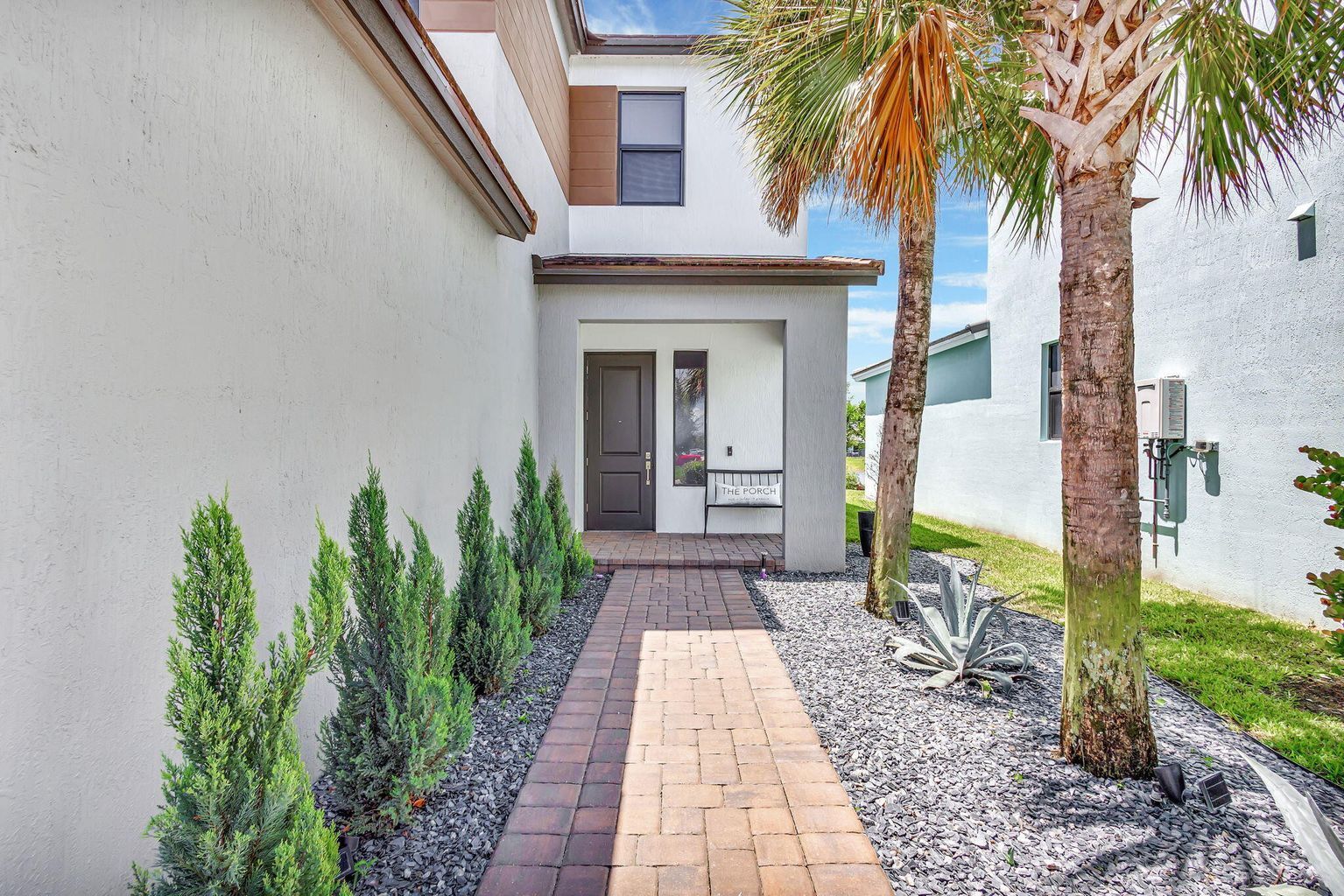Building Photo - 16608 Cove Rd