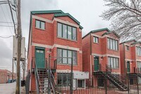 Building Photo - 2413 W Taylor St