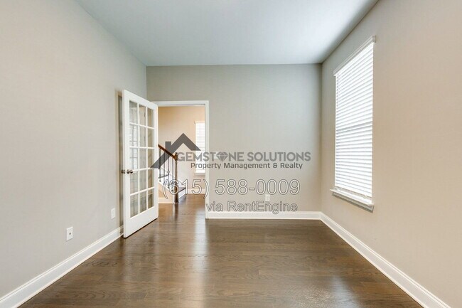 Building Photo - 714 Hahn Ct