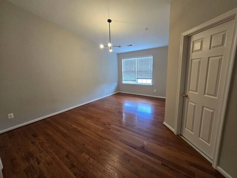 Building Photo - 4146 Cutty Sark Rd