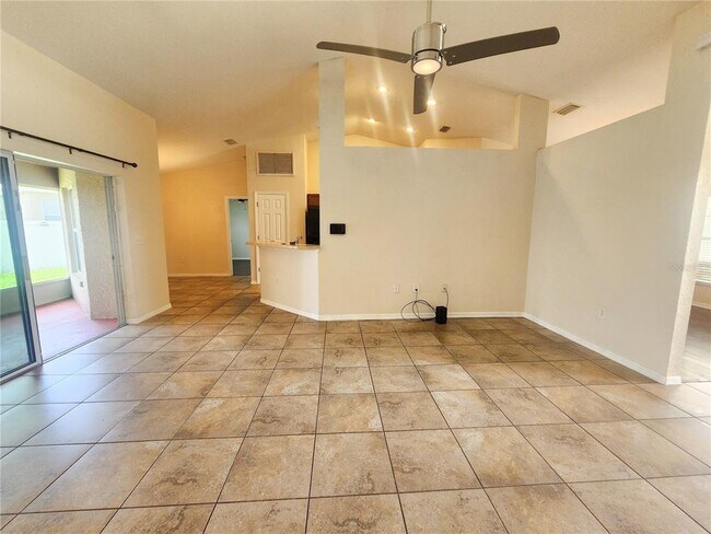 Building Photo - 9907 SW 54th Ave