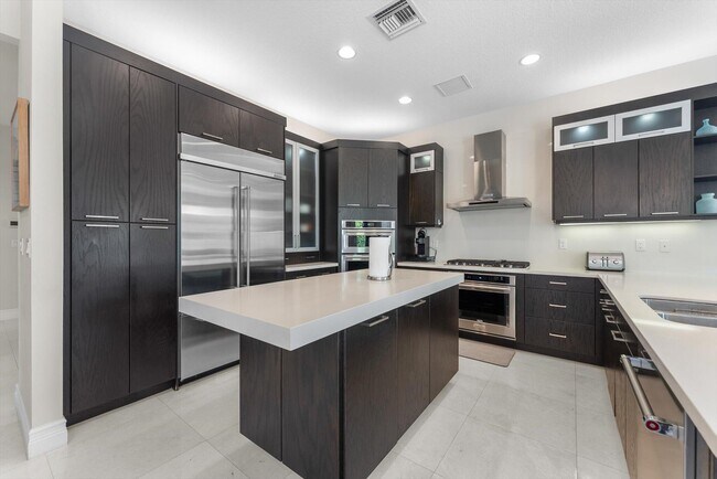 Building Photo - 16615 Germaine Dr