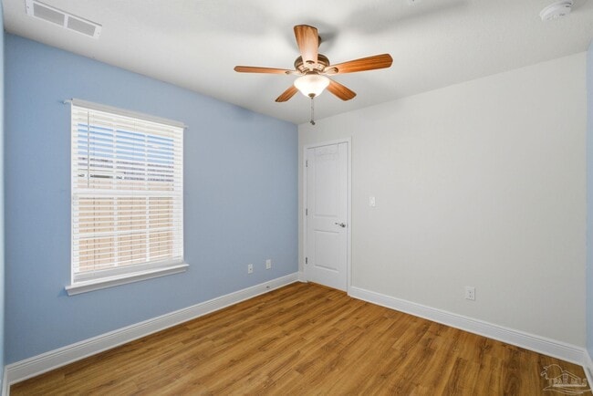 Building Photo - 12264 Pinfish Rd