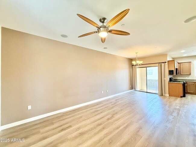 Building Photo - 17850 N 68th St