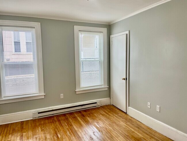 Building Photo - 88 Weston St