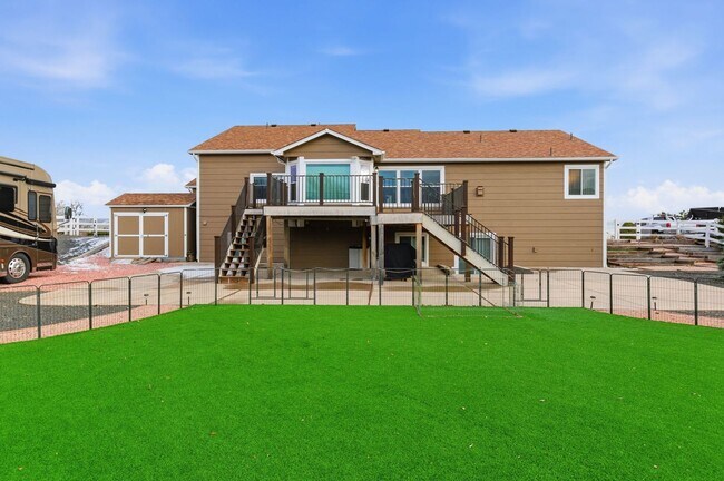 Building Photo - Woodman Hills 4 bdrm rancher