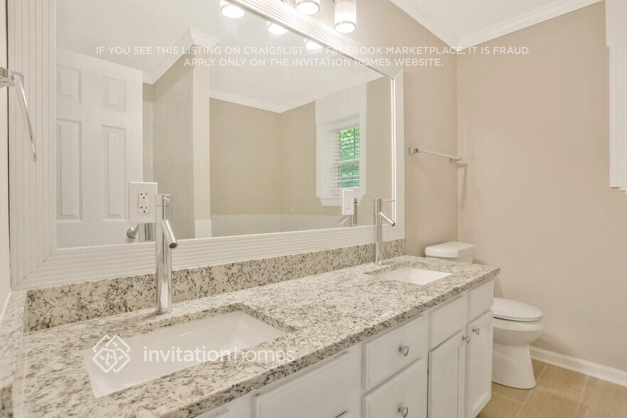 Building Photo - 4004 Melvin Dr SW