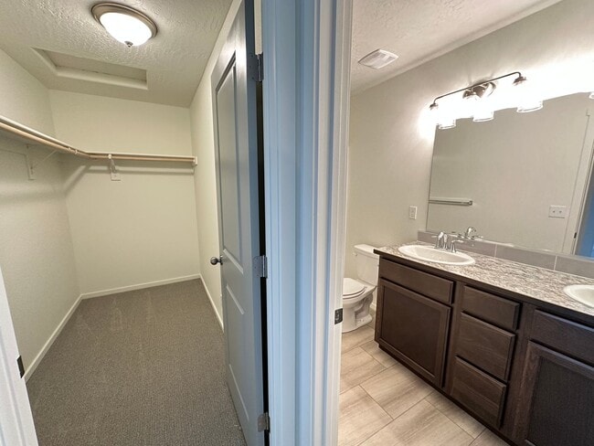 Building Photo - Brand New Post Falls Duplex