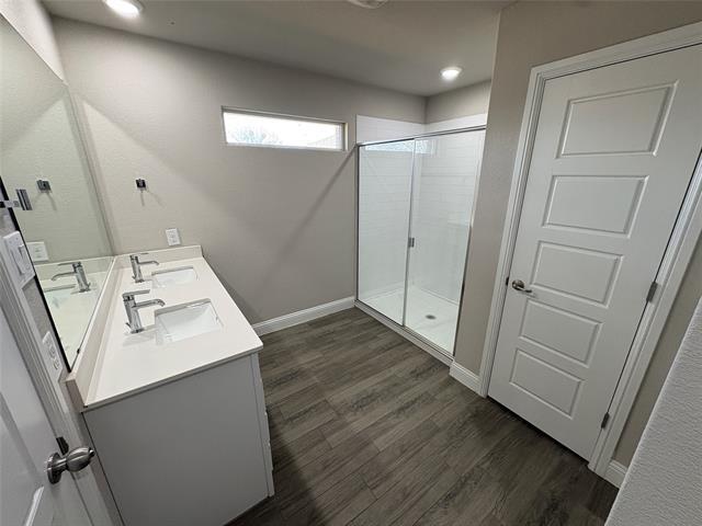 Building Photo - 1904 Tawny Dr