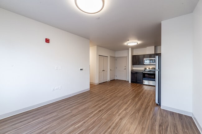 Floorplan - Crescent Place