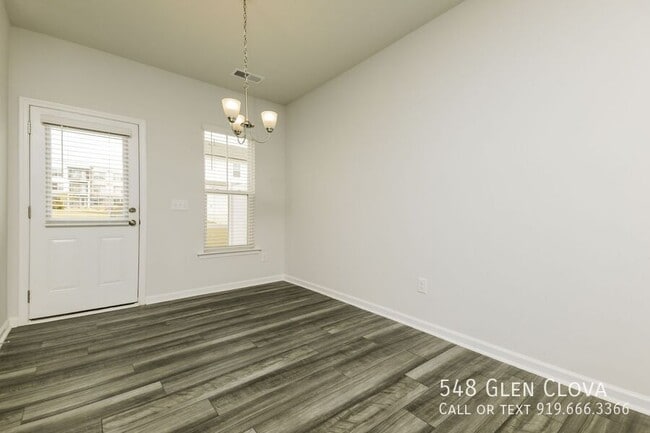 Building Photo - 548 Glen Clova Dr