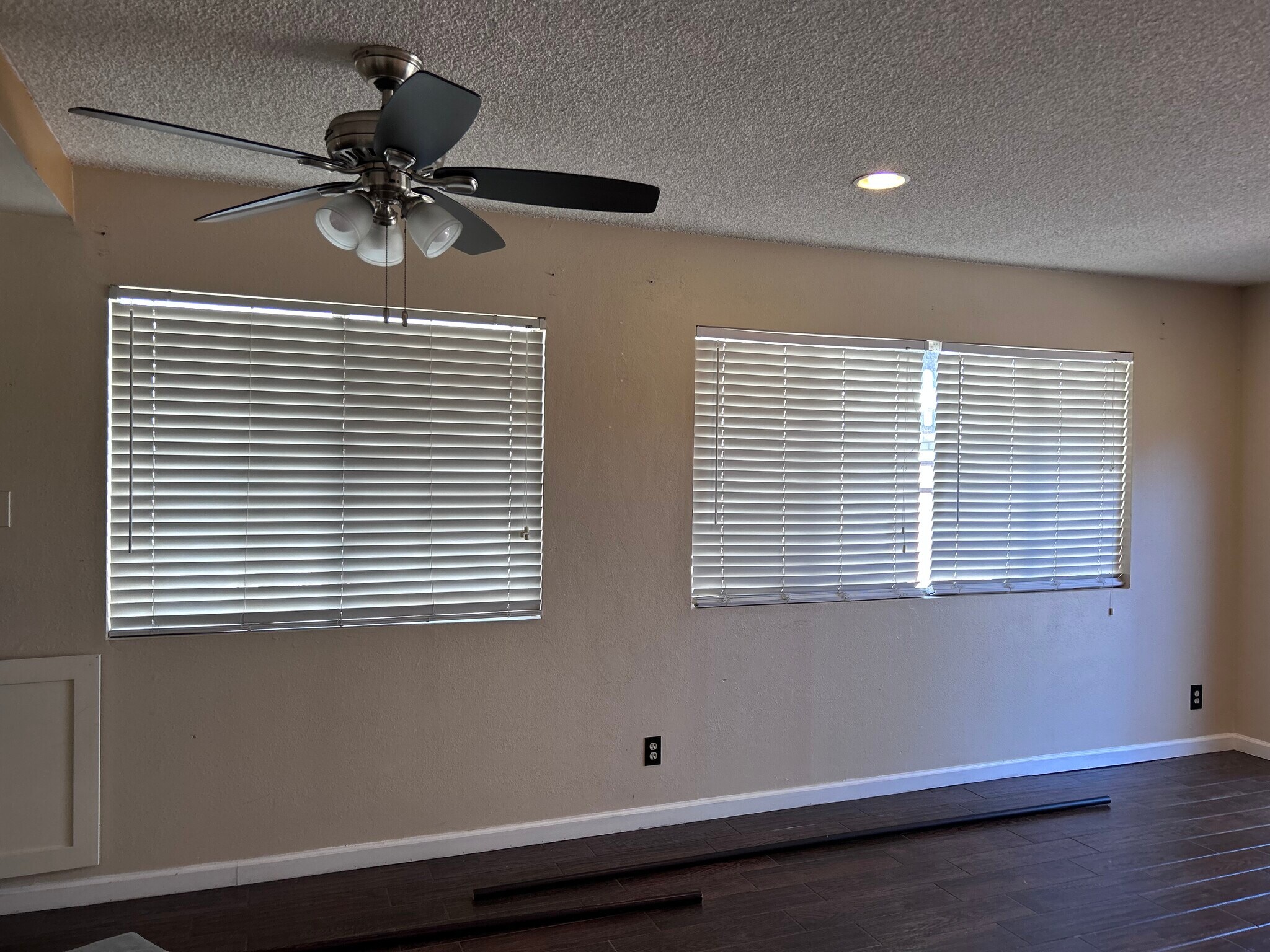 Building Photo - 876 Palmer Ave