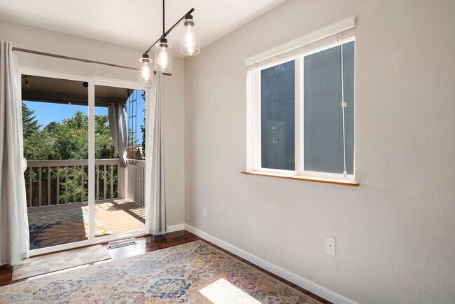 Building Photo - Updated 4 Bedroom Home with Amazing Yard, ...