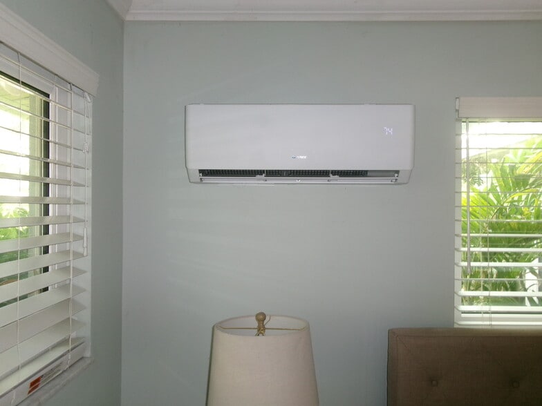 AC/Heat unit - 1870 Mid Ocean Cir