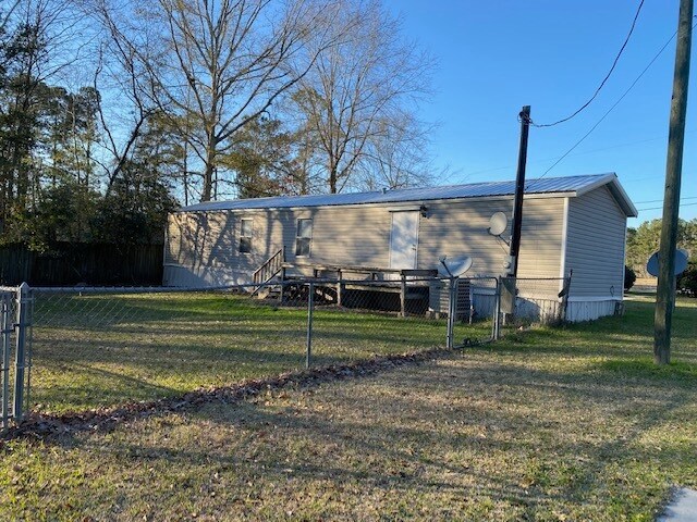Building Photo - 1169 Belview Rd