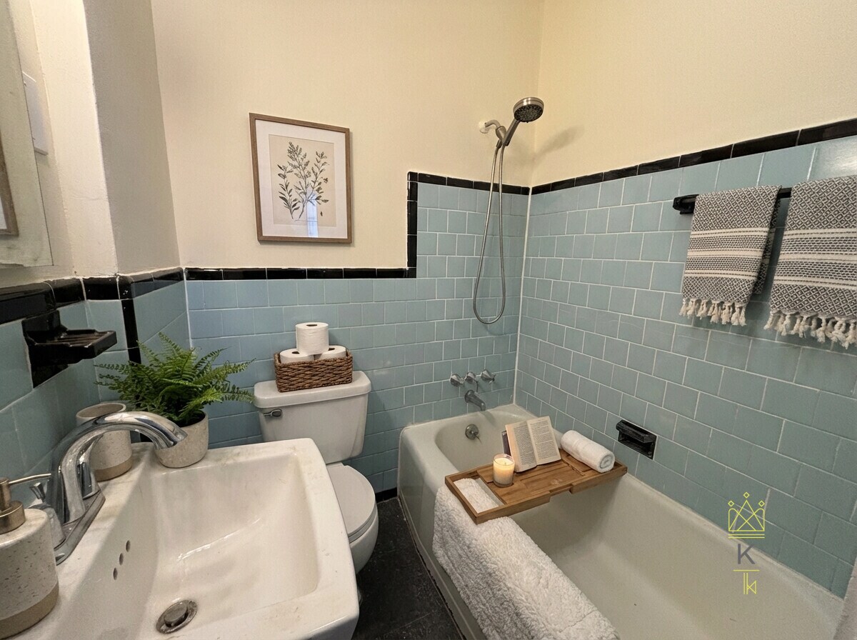 Building Photo - 181 Winthrop Rd