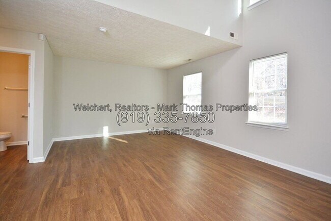 Building Photo - 905 Reedy Way