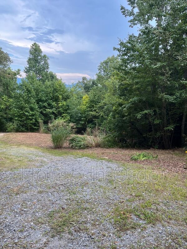 Building Photo - 50 Rustling Oaks Ln