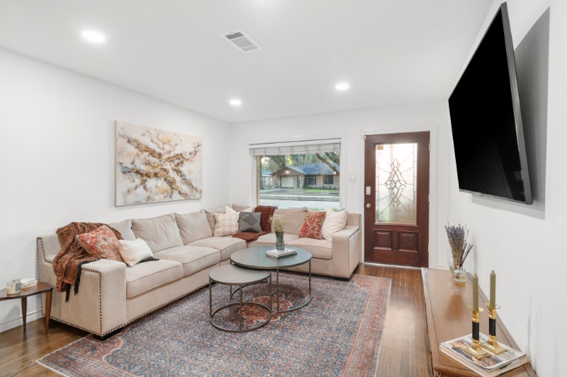 Building Photo - 1723 Knightwick Dr