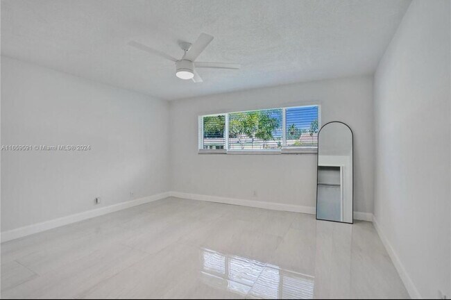 Building Photo - 11280 NW 40th St