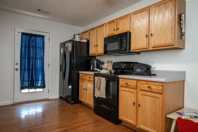 Building Photo - 213 Sidney Lanier Ave