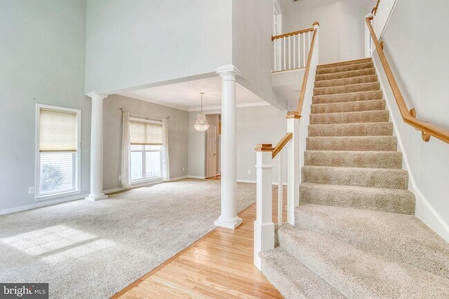 Building Photo - 26161 Rachel Hill Dr