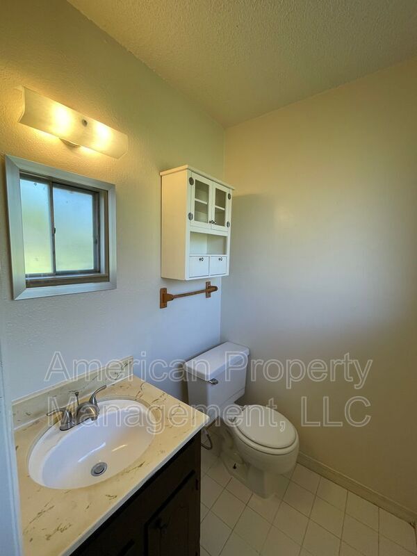 Building Photo - 11841 E 36th St