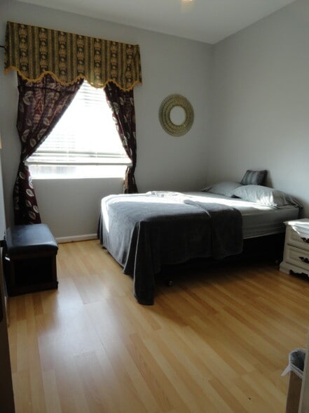 Building Photo - 2199 Carol Ann Dr