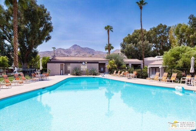 Building Photo - 317 San Domingo Dr