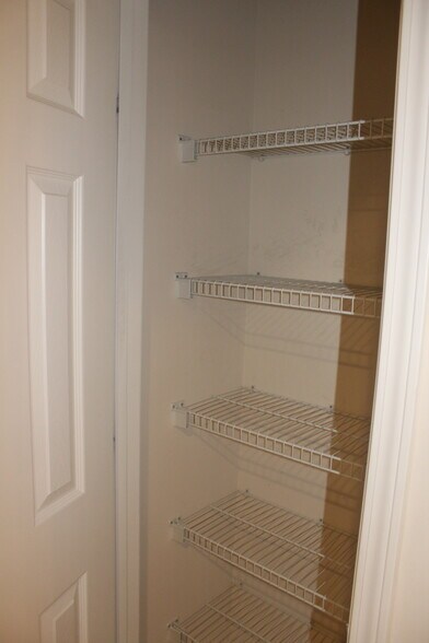 Building Photo - 1404 Bellsmith Dr