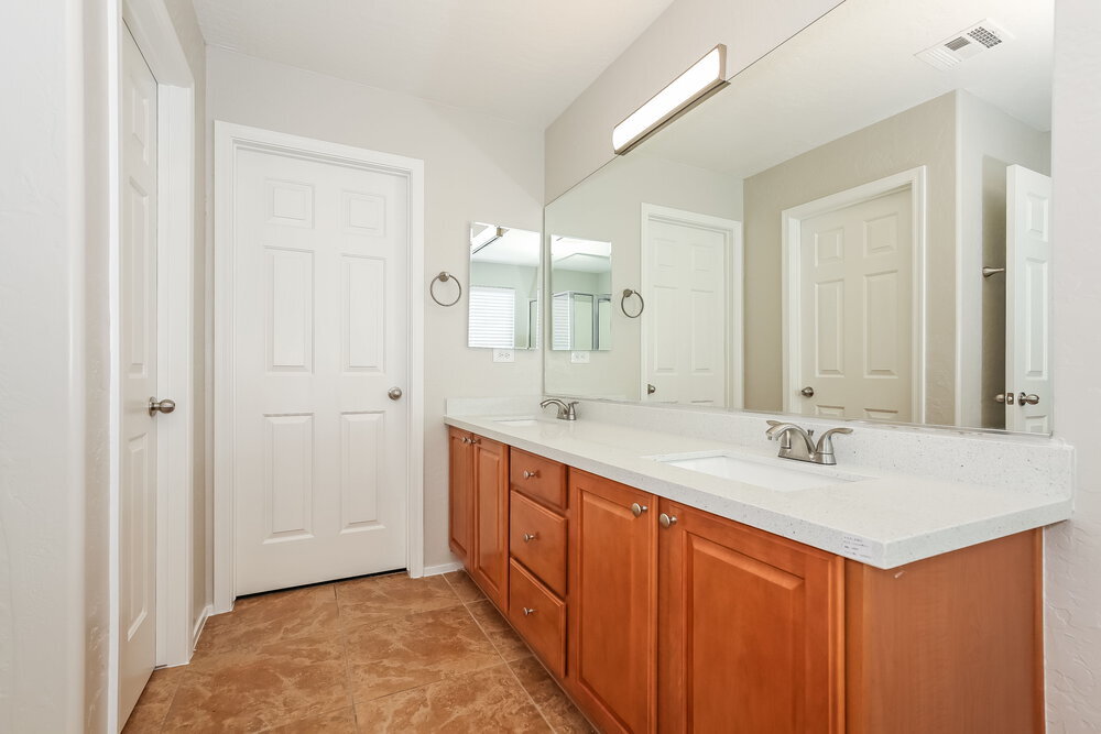 Building Photo - 7113 Mercurio Ave