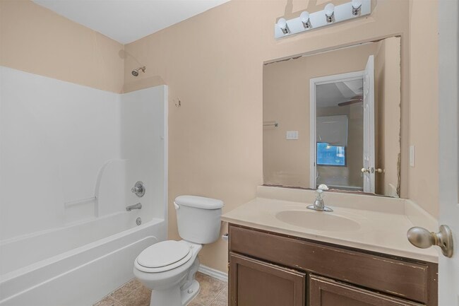 Building Photo - 14119 Fawn Dr