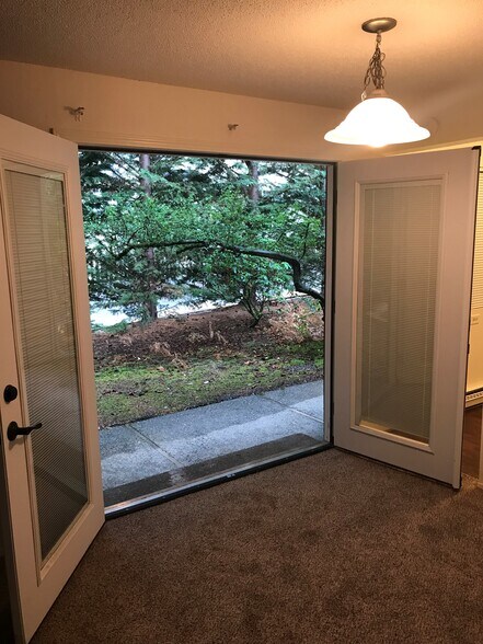 French doors leading to the private patio. - 1461 Rainier Court