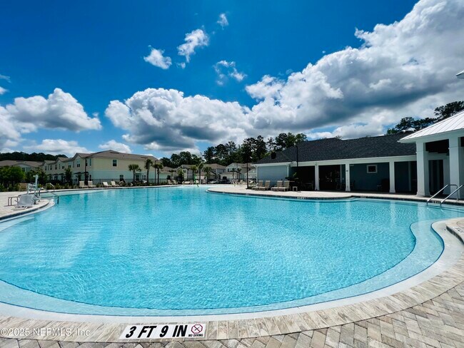 Building Photo - 114 Summer Moon Dr