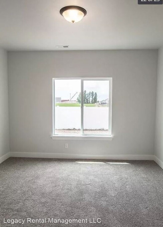 Building Photo - 2 br, 2 bath House - 2211 S. Summerfield