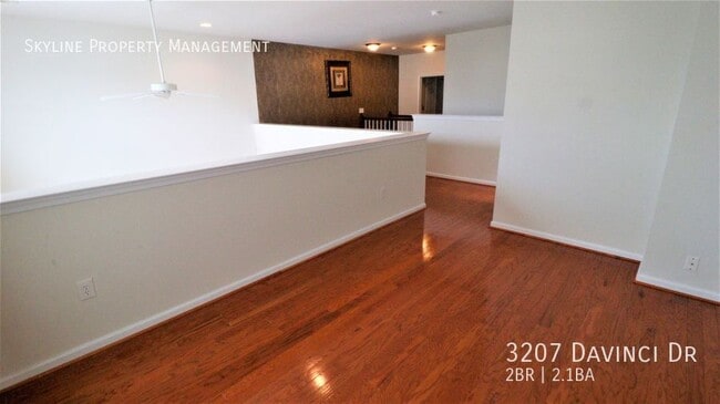 Building Photo - 3207 Davinci Dr