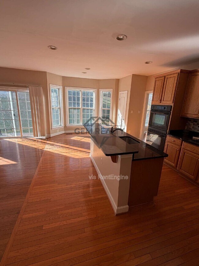 Building Photo - 3675 Expedition Dr