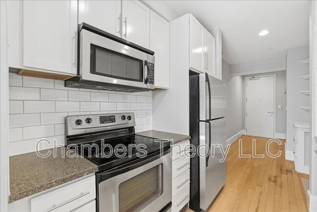 Building Photo - 2035 2nd St NW