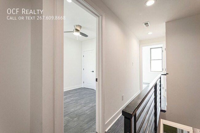 Building Photo - Point Breeze Two Bedroom Apartment