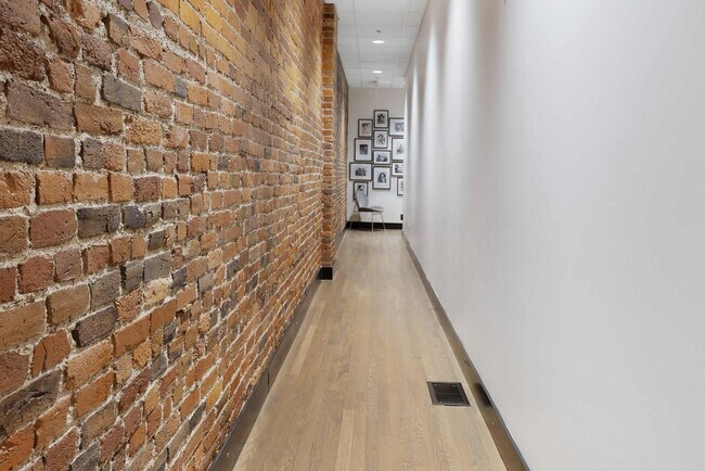 Building Photo - 126 2nd Ave N