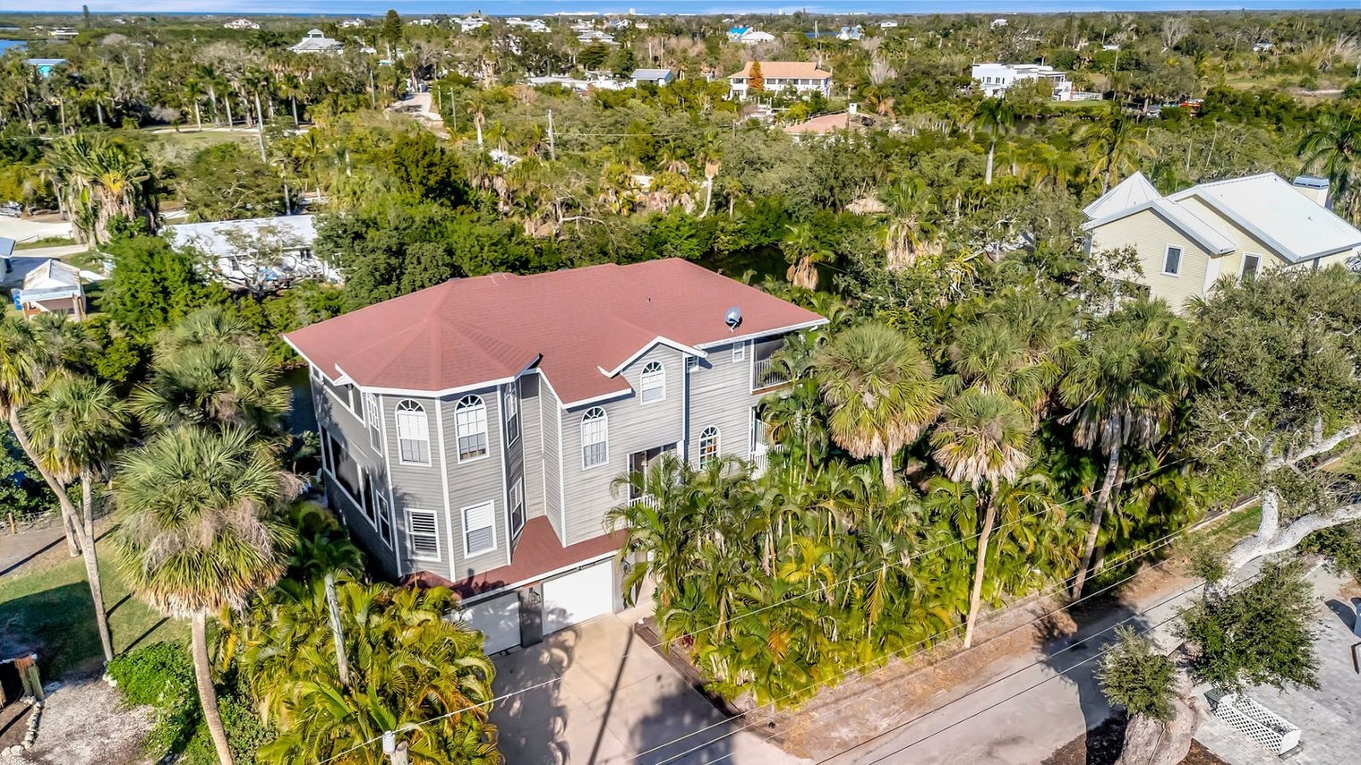 Building Photo - 28 Michiana Dr