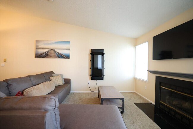 Building Photo - 936 Edpas Rd