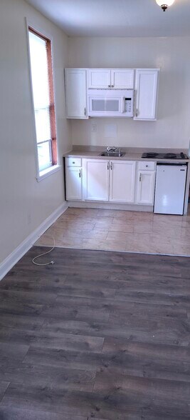Building Photo - 5613 Wyalusing Ave