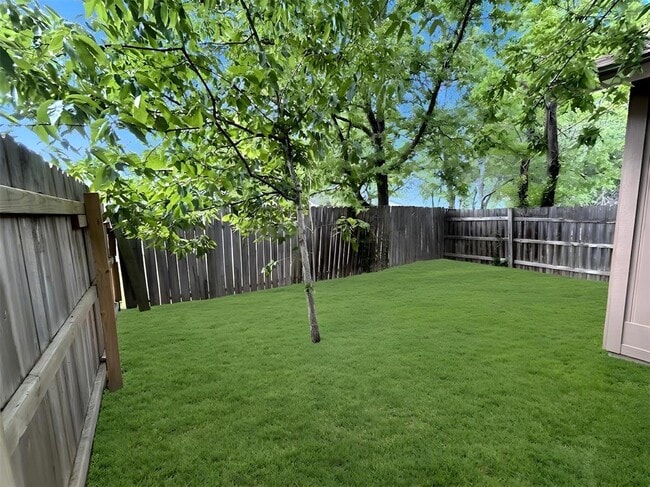 Building Photo - 7600 St Amant Pl