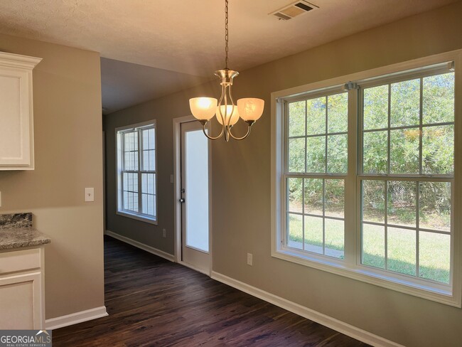 Building Photo - 313 Baileys Way