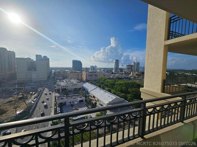 Building Photo - 550 Okeechobee Blvd