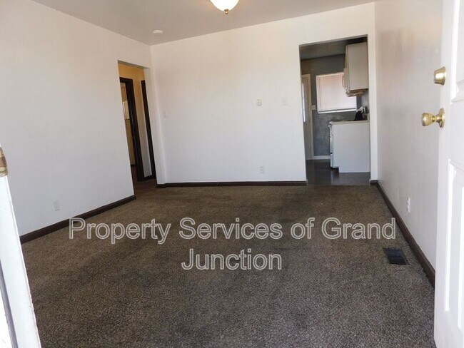 Building Photo - 1301 N 3rd St