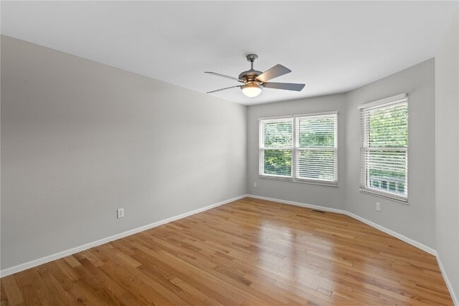 Building Photo - 178 Cascade Cir Dr