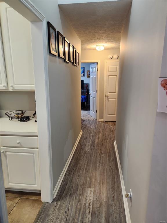 Building Photo - 9513 Greythorne Way